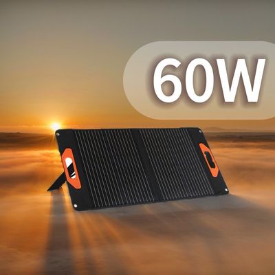 छोटा मोनो 60W सौर पैनल 2.2kg फोल्डेबल सौर पैनल चार्जर