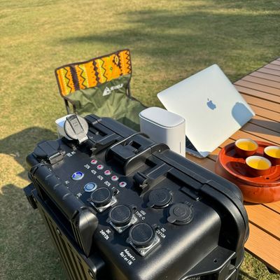 एसटी-70 सुपर फास्ट चार्ज 6000W 4800wh स्मार्ट होम फंक्शन के साथ पोर्टेबल पावर स्टेशन