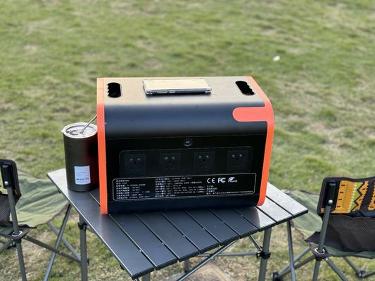 कॉम्पैक्ट 2200W पोर्टेबल सौर ऊर्जा भंडारण पावर स्टेशन आपके अनुरोध पर अनुकूलन