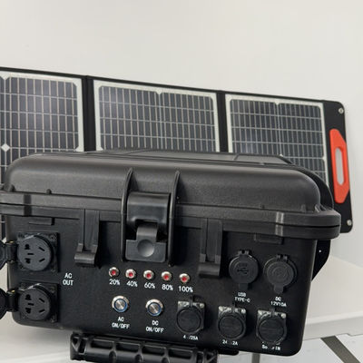 होम आपातकालीन और गोल्फ कार्ट के लिए 8000W पीक पावर रिचार्जेबल सोलर पावर स्टेशन