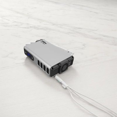 32000mAh लिथियम आयन पोर्टेबल पावर स्टेशन 150W आउटपुट 220V AC 50Hz/60Hz अनुकूलन