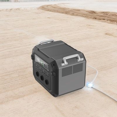 पोर्टेबल 2500W सौर जनरेटर यात्रा और आपात स्थिति के लिए आपकी बहुमुखी बिजली की आपूर्ति