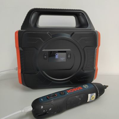 अनुकूलन योग्य 300W लिथियम आयन बैटरी बैकअप एमपीपीटी प्रौद्योगिकी के साथ पोर्टेबल सौर जनरेटर