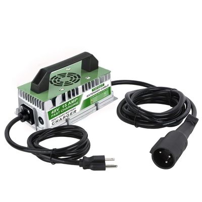 वाटरप्रूफ IP67 800W LiFePO4 चार्जर स्मार्ट डीसी फास्ट चार्जर फोर्कलिफ्ट / गोल्फ कार्ट के लिए