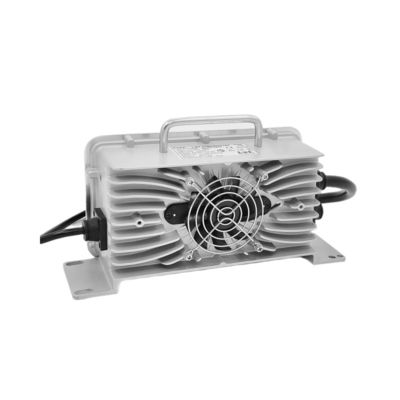 वाटरप्रूफ IP67 800W LiFePO4 चार्जर स्मार्ट डीसी फास्ट चार्जर फोर्कलिफ्ट / गोल्फ कार्ट के लिए