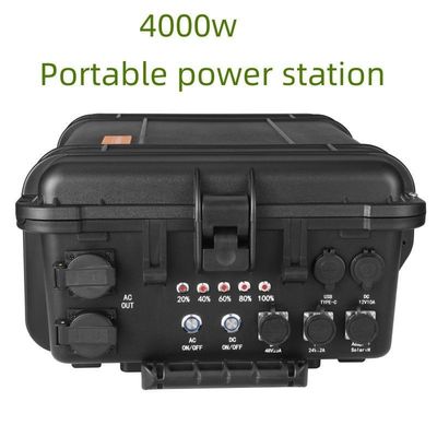 आपातकाल के लिए बड़ी क्षमता वाला LiFePO4 220V 4000W बहु-कार्यात्मक मोबाइल पावर स्टेशन