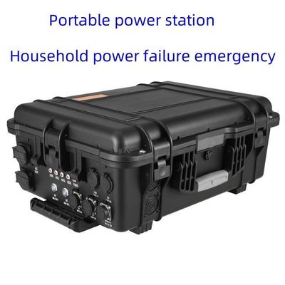 सभी सॉकेट प्रकार 3000W LiFePO4 बैटरी पोर्टेबल पावर स्टेशन 6000W की पीक पावर के साथ