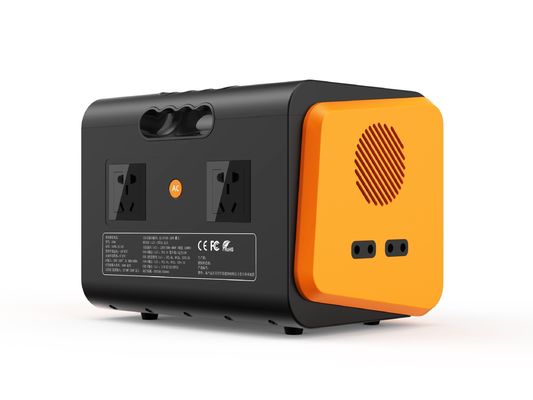 600W सौर ऊर्जा स्टेशन पोर्टेबल हाई पावर एसी आपूर्ति 12W*3 यूएसबी आउटपुट और HT06 के साथ