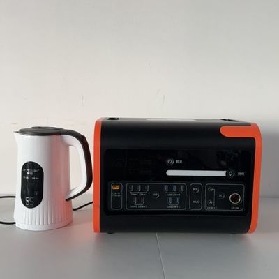 मुख्य और सौर समाधानों के लिए 2200W उच्च शक्ति आउटपुट पोर्टेबल LiFePO4 पावर स्टेशन