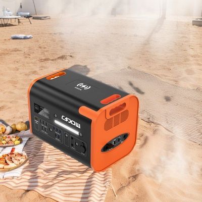 LiFePO4 बैटरी सेल प्रकार 220V आउटपुट पिकनिक और आपात स्थिति के लिए पोर्टेबल पावर स्टेशन