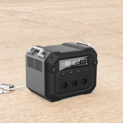 घरेलू पोर्टेबल पावर स्टेशन के लिए 1200W चार्जिंग 2500W हाई पावर सोलर जनरेटर