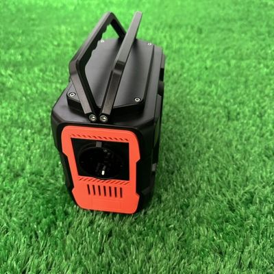 वायरलेस और आउटडोर सौर चार्जिंग के लिए 200W लिथियम बैटरी पोर्टेबल पावर स्टेशन