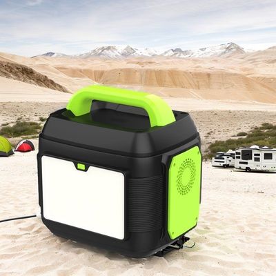 पोर्टेबल 600W सौर रिचार्जेबल पावर स्टेशन टर्नरी लिथियम बैटरी अनुकूलन योग्य रंग