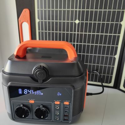 S6 600W मोबाइल पावर सोलर पावर स्टेशन लिथियम बैटरी और साइन वेव आउटपुट के साथ