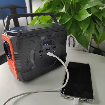 बहुक्रियाशील पोर्टेबल पावर स्टेशन के लिए AC आउटपुट वोल्टेज 110/220V-50Hz/60Hz 200W
