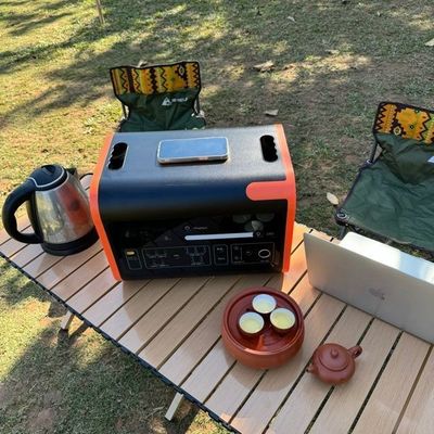 यूरोपीय संघ एसी सॉकेट 2000W 2048wh पोर्टेबल पावर स्टेशन दो-तरफा फास्ट चार्ज यूपीएस