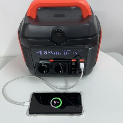 600W कैम्पिंग RV पोर्टेबल सोलर जनरेटर 220V आउटपुट और Un38.3/MSDS प्रमाणीकरण के साथ
