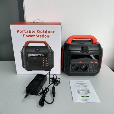 लिथियम बैटरी पोर्टेबल पावर स्टेशन 600W 200W 300W घरेलू 110V 220V कैंपिंग के लिए