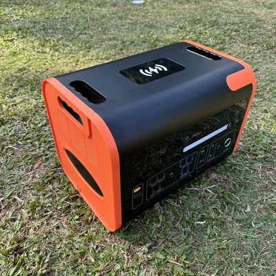 सीई प्रमाणन के साथ 2200W 2048wh 40ah पोर्टेबल सौर आउटडोर कैंपिंग पावर स्टेशन