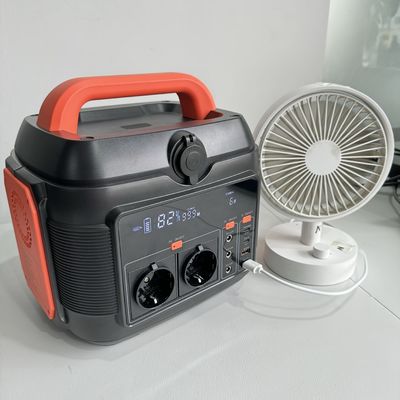 साइन वेव आउटपुट के साथ पोर्टेबल 200W600W सौर ऊर्जा आपातकालीन ऊर्जा आपूर्ति स्टेशन