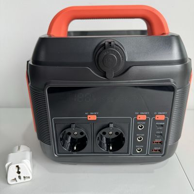 साइन वेव आउटपुट के साथ पोर्टेबल 200W600W सौर ऊर्जा आपातकालीन ऊर्जा आपूर्ति स्टेशन