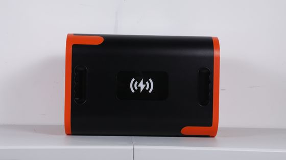 बड़ी क्षमता वाला आउटडोर आपातकालीन बिजली स्टेशन 2200W 2048wh 40ah USB 12W*3/18W*2 के साथ