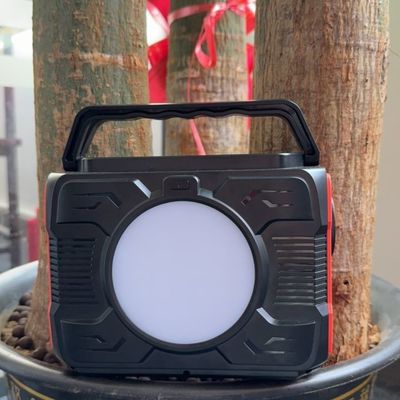 200W आउटपुट पोर्टेबल सोलर पावर स्टेशन S2X-173 और मौसम प्रतिरोधी सामग्री के साथ