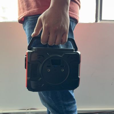 200W आउटपुट पोर्टेबल सोलर पावर स्टेशन S2X-173 और मौसम प्रतिरोधी सामग्री के साथ