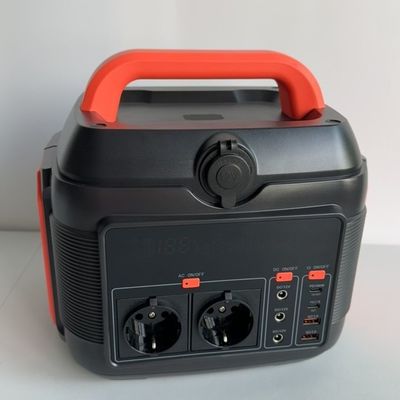 प्रकार-सी यूएसबी डीसी एसी आउटपुट मोबाइल पावर स्टेशन के साथ 600W पोर्टेबल सोलर जनरेटर एमपीपीटी है
