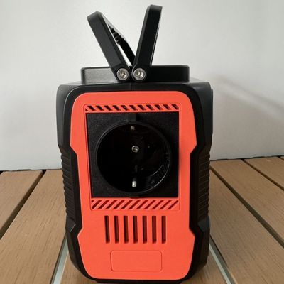 USB1/USB2 निर्यात 5V/2.1A के साथ किफायती और 200W आउटडोर मोबाइल पावर स्टेशन