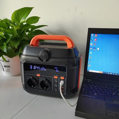 600W लिथियम बैटरी पावर सप्लाई एआईआई मार्केट के लिए यूएसबी प्रकार सी डीसी और एसी आउटपुट