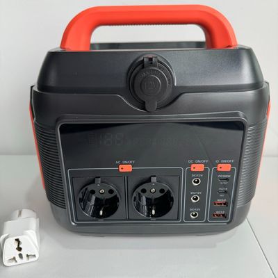 600W सौर पोर्टेबल पावर स्टेशन आपातकालीन तैयारी के लिए अनुकूलन योग्य