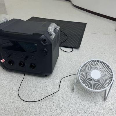 2500W AC आउटपुट 3600W सौर जनरेटर आउटडोर कैंपिंग/आरवी के लिए पोर्टेबल पावर स्टेशन