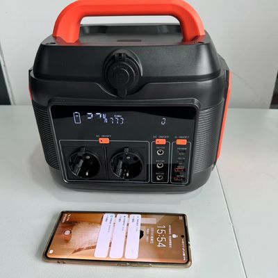लिथियम आयरन फॉस्फेट बैटरी के साथ गर्म 600W आउटडोर कैम्पिंग पोर्टेबल पावर स्टेशन