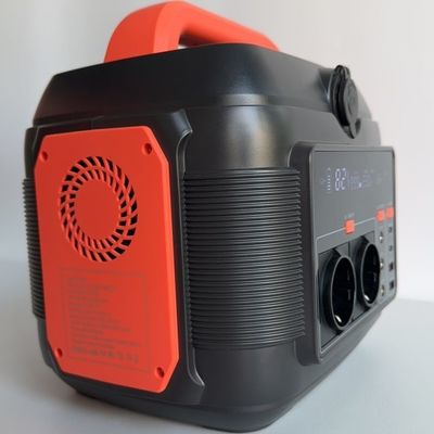 600W यात्रा पोर्टेबल लिथियम ऊर्जा भंडारण सौर पैनल चार्जिंग के साथ बिजली की आपूर्ति 60W