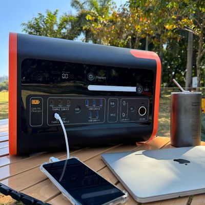 लंबी चक्र अवधि 2200W/2400W आउटडोर मोबाइल बिजली आपूर्ति के लिए 40ah लिथियम आयन बैटरी
