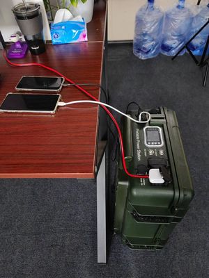 सौर पैनल यूएसबी और कार चार्जिंग लिथियम बैटरी के साथ 6000W 6048Wh पोर्टेबल चार्जर