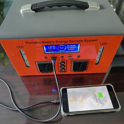आउटडोर गतिविधियों के लिए पोर्टेबल 300W/500W सौर पैनल चार्जिंग मोबाइल चार्जिंग स्टेशन