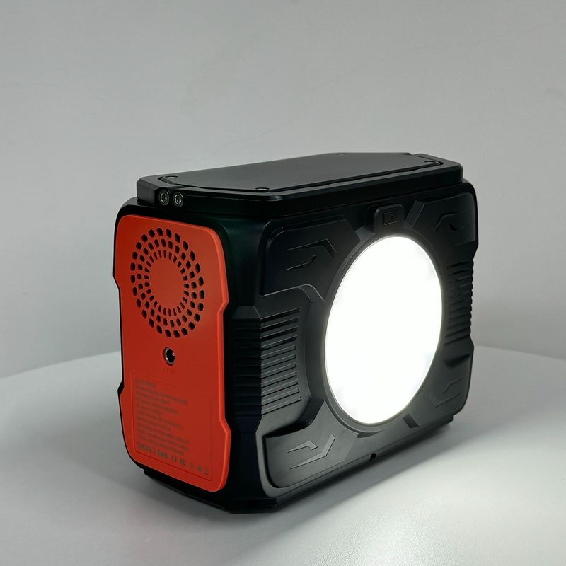 कॉम्पैक्ट और हल्के 200W 300W मिनी सोलर पावर स्टेशन एडाप्टर इनपुट 5V-20V/2A के साथ