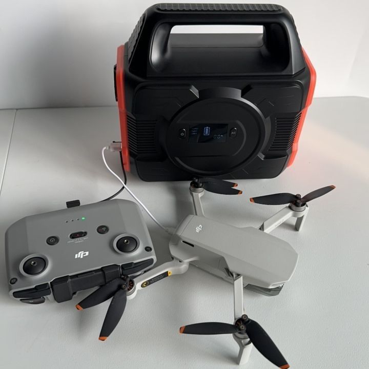 पोर्टेबल सोलर मोबाइल पावर स्टेशन 300W/600W/2200W USB चार्जर