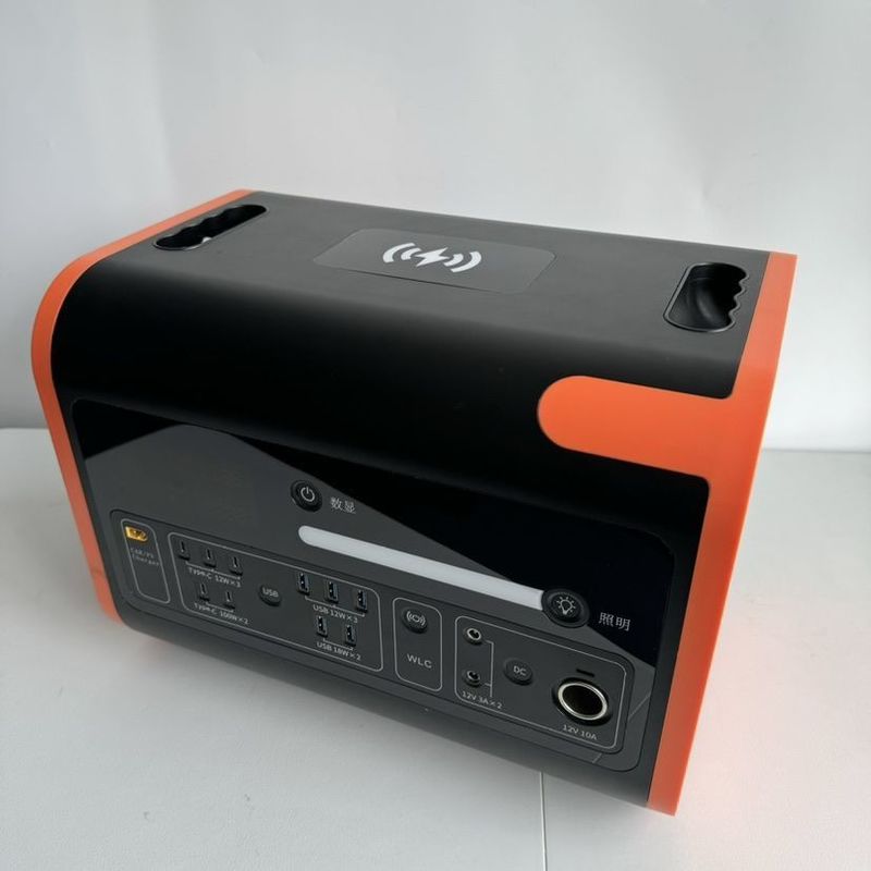 आउटडोर RV आपातकालीन ऊर्जा भंडारण के लिए 2kw पोर्टेबल पावर स्टेशन हटाने योग्य बैटरी