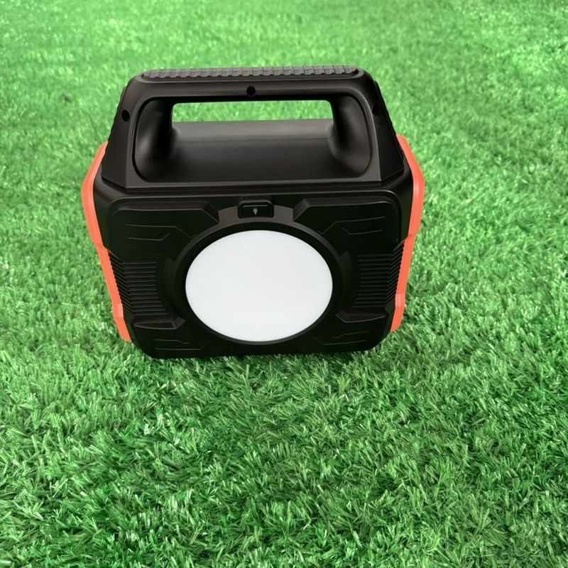 इनडोर/आउटडोर 200W/300W/600W आउटडोर कैंपिंग आपातकालीन पोर्टेबल पावर स्टेशन लागू करें
