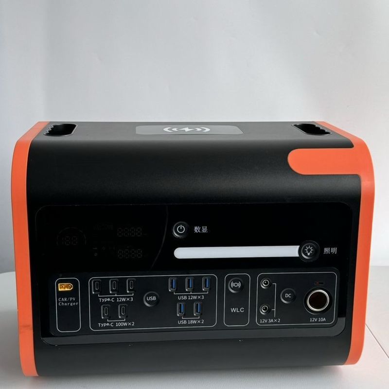सौर ऊर्जा भंडारण और वायरलेस चार्जिंग के लिए 1500W फास्ट चार्ज मोबाइल पावर स्टेशन
