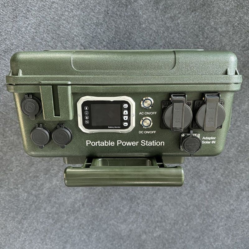12V/10A DC आउटपुट 220V पोर्टेबल सोलर जनरेटर 300W 2200W 7000W Soc रेंज के लिए 5%-95%